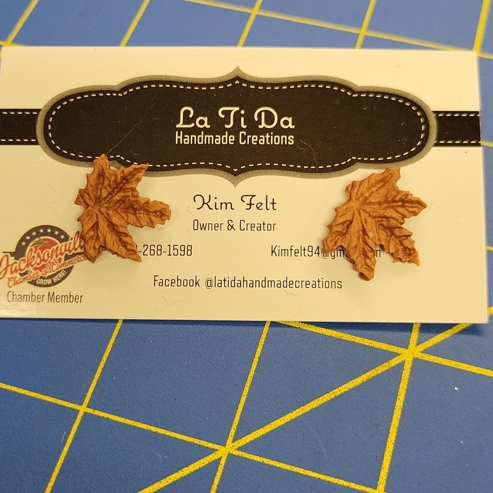 Leaf Leaves Stud 1/2" Earrings Fall Brown